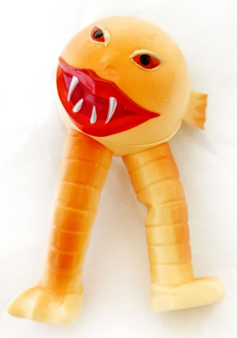 初期の物 水素怪獣エッチ ソフビ えむぱい屋 - メルカリ