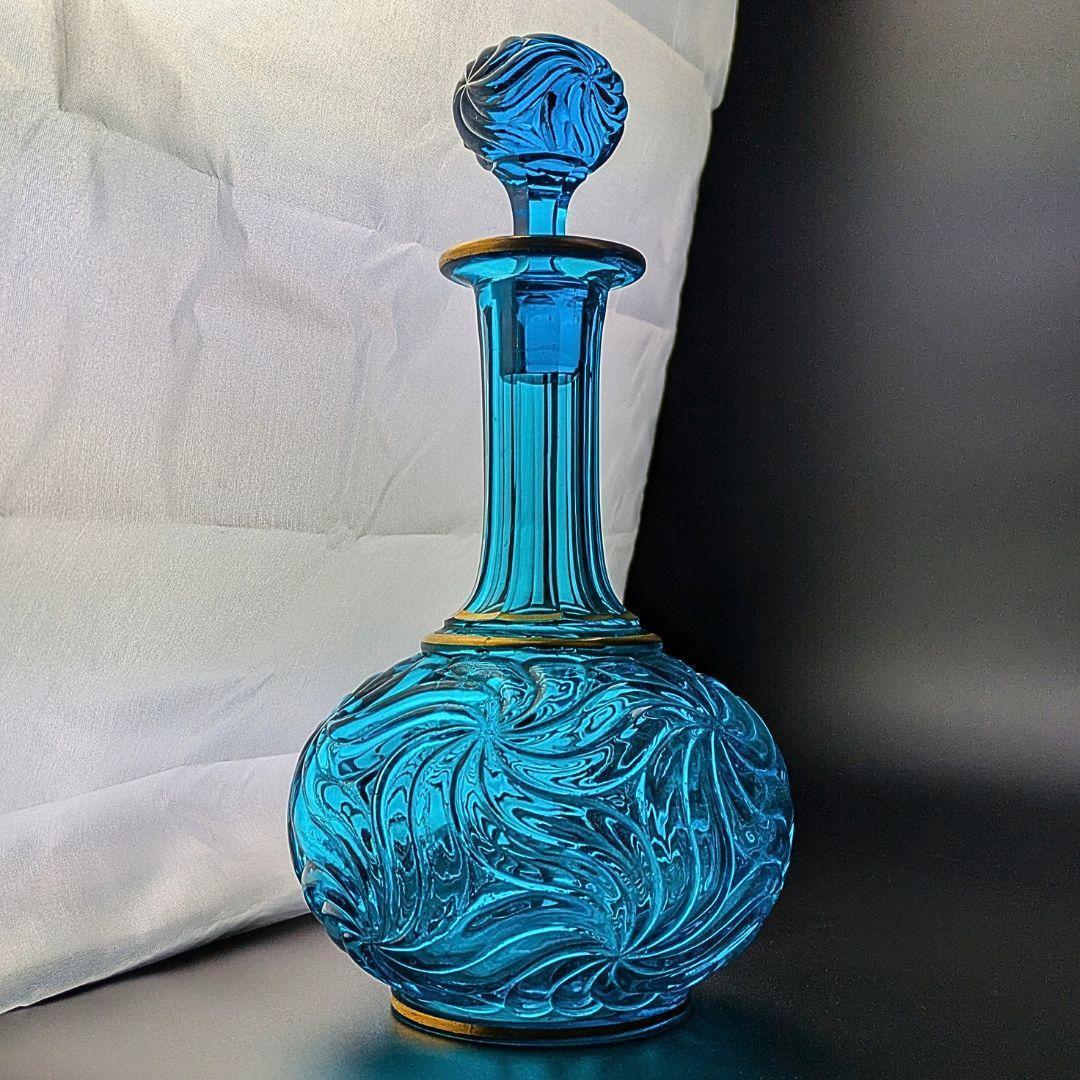 心奪われる鮮烈さ☆オールドバカラ ロザース 26㎝カラフェ 金彩 ブルー