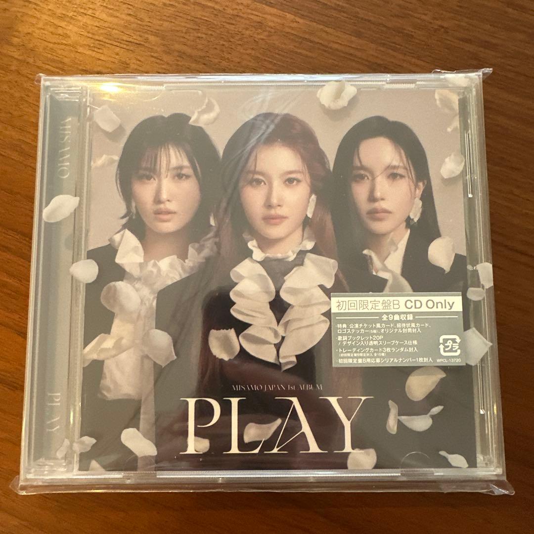 MISAMO “PLAY” トレカ,シリアルナンバー付