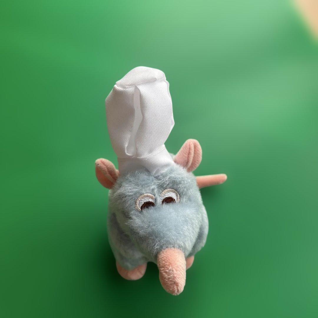 新品 海外限定 レミーのおいしいレストラン ネズミ ぬいぐるみ シェフ