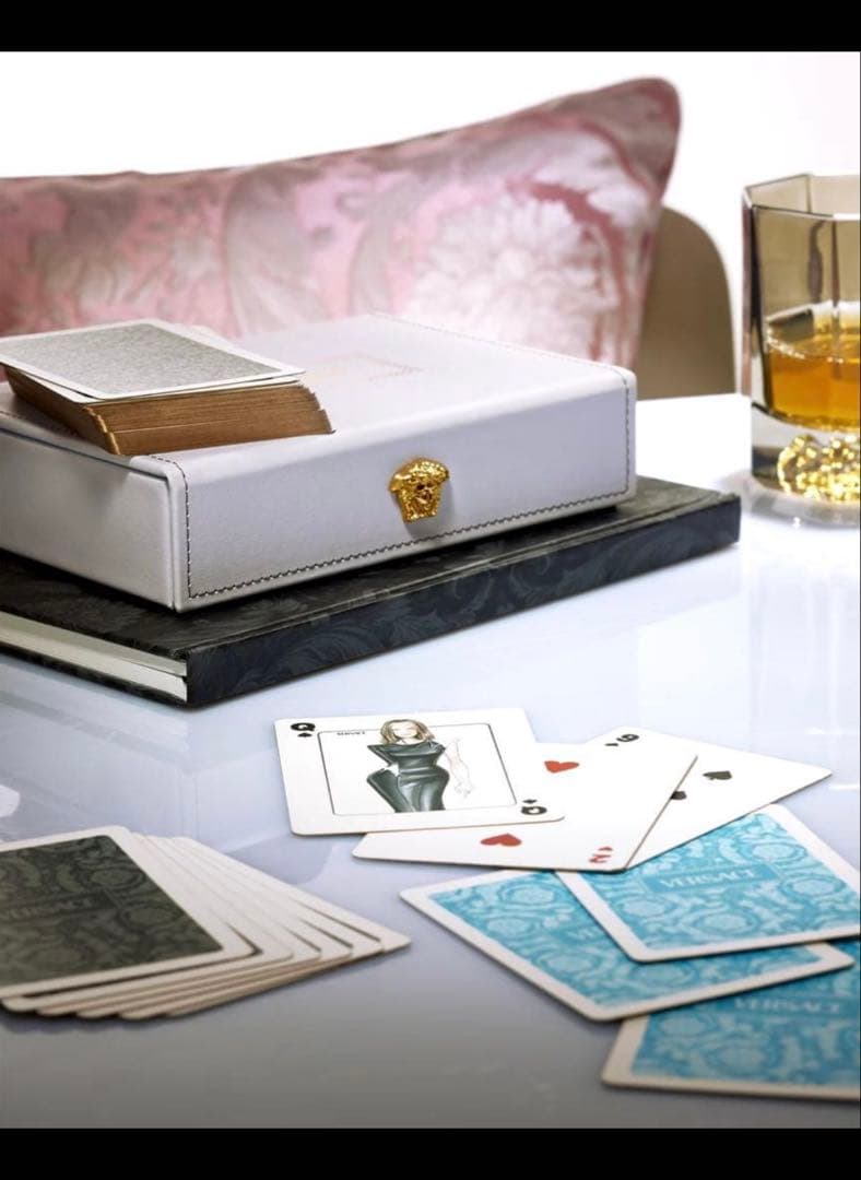 VERSACE メドゥーサ　トランプ　ボックスセット 新品】VERSACE メドゥーサ トランプ ボックス セット 【公式通販】