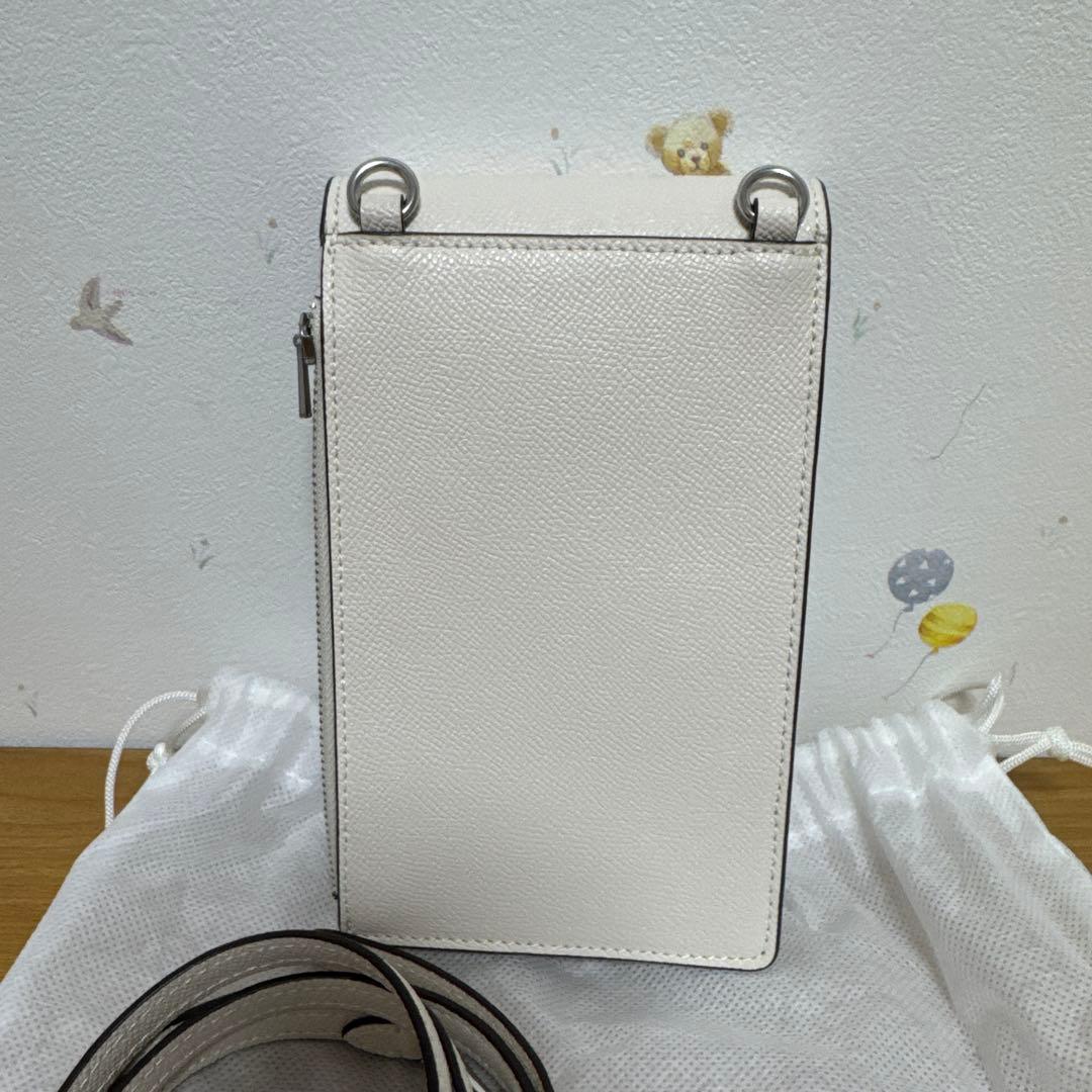 COACH ホワイト スマホショルダーバッグの通販はau PAY マーケット