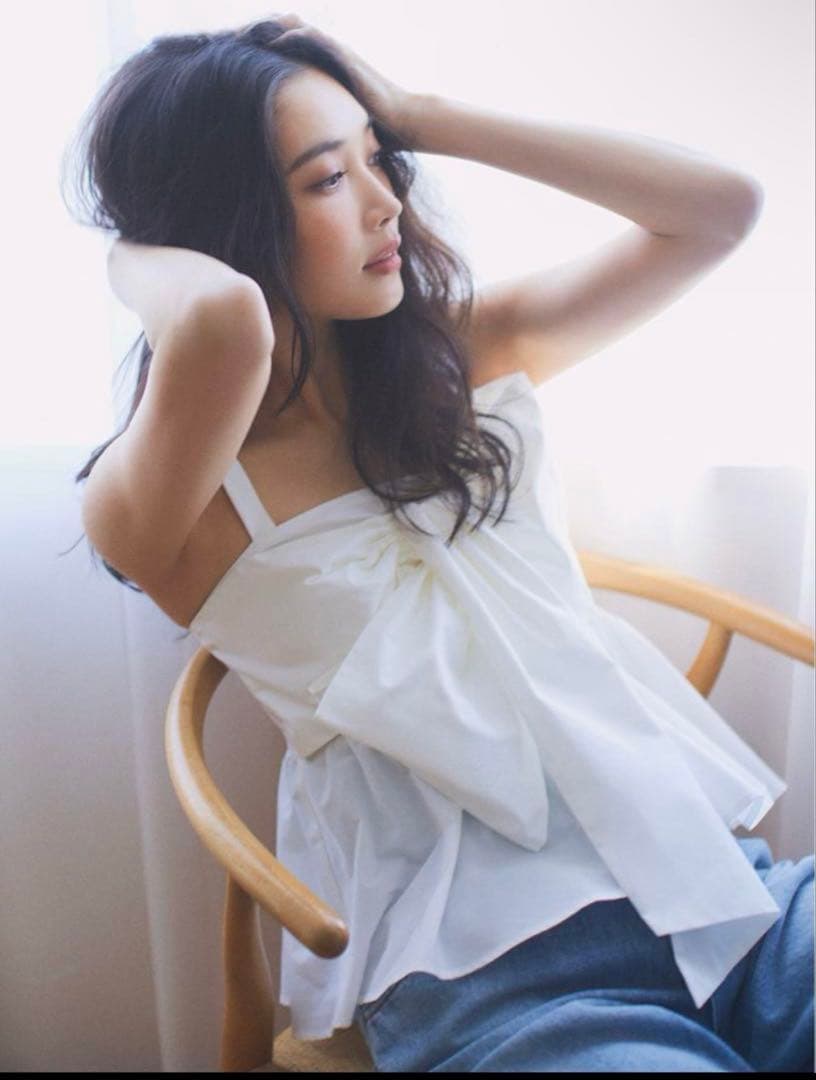 フレイアイディー　ペプラムリボントップス FRAY I.D（フレイ・アイディー） ペプラムリボントップス 24春夏予約