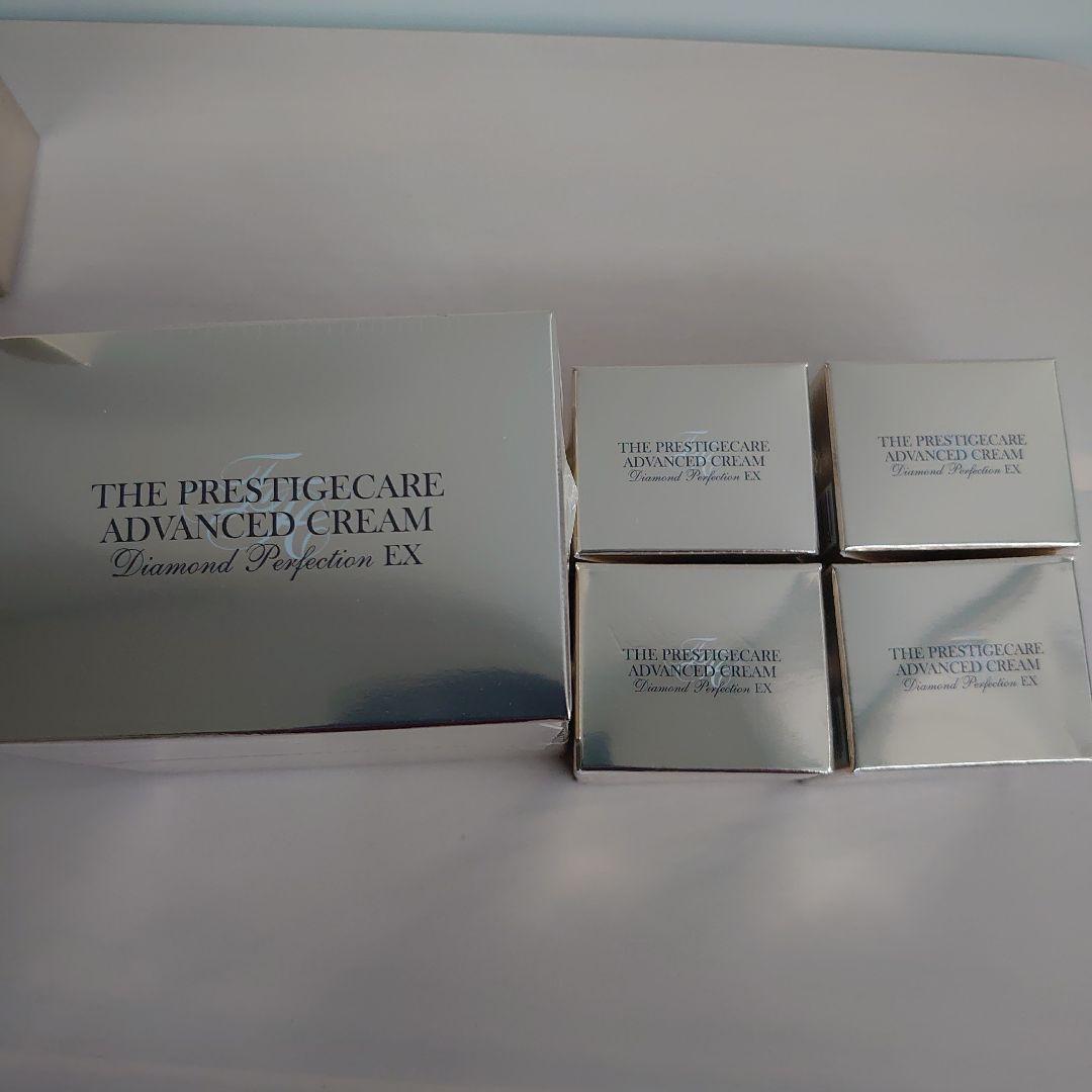 まとめ売り】FTC フェリーチェトワコ 基礎化粧品17点 132133円相当