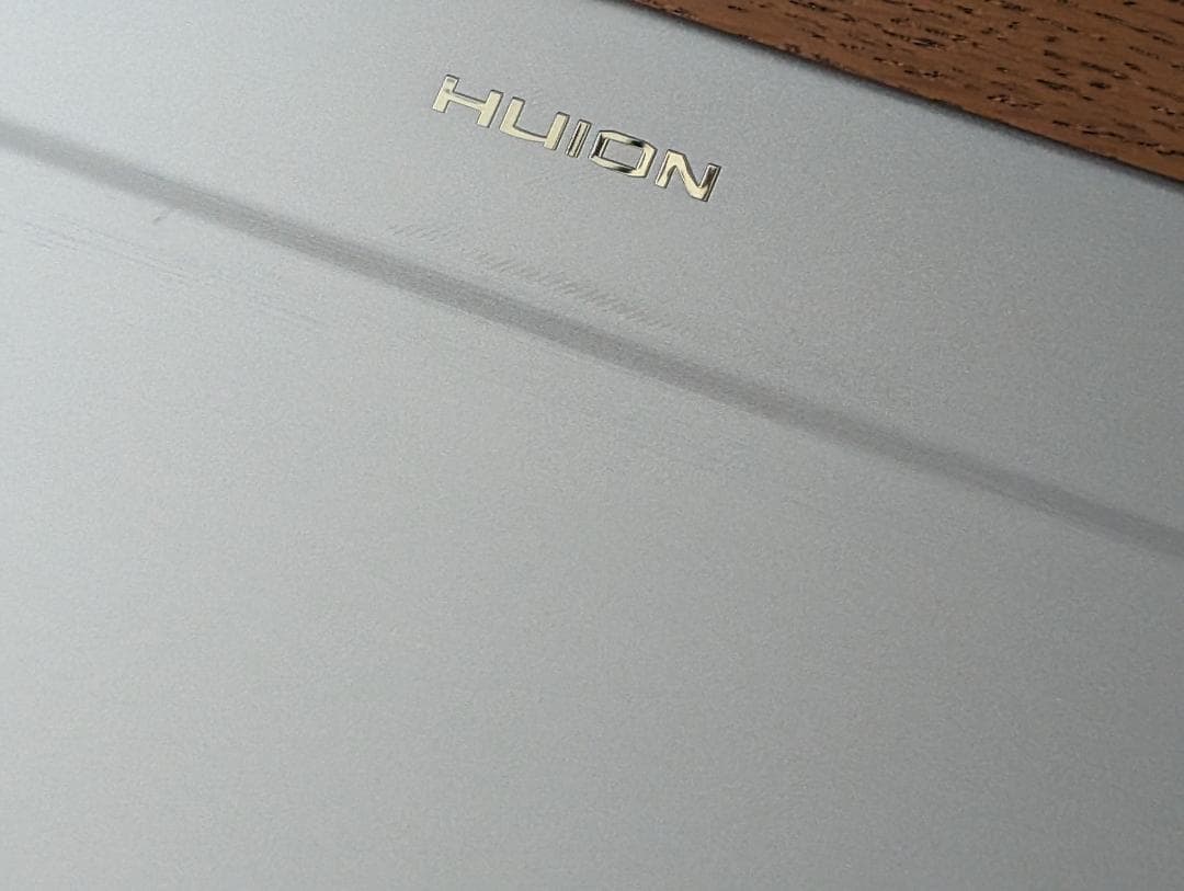 HUION kanvas pro 16(2.5k) スリムペン付き