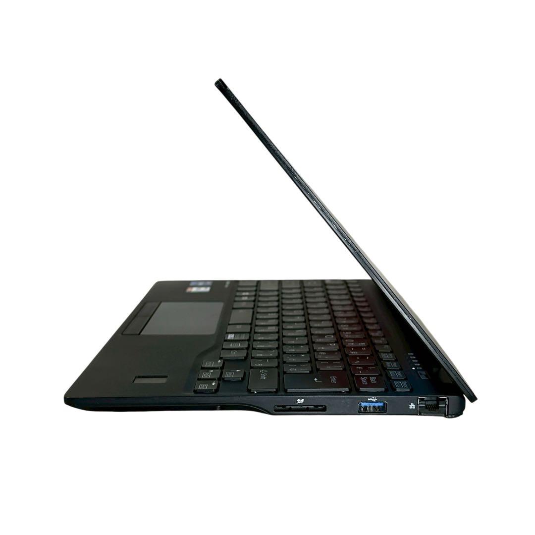 LIFEBOOK 高性能 i7 16GB 超軽量 ノートパソコン 798 - メルカリ