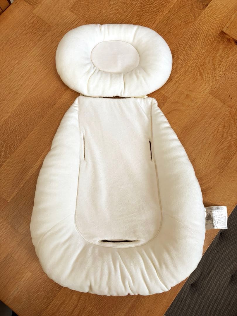 ネムリラ エッグショックインナークッション上下セット - メルカリ