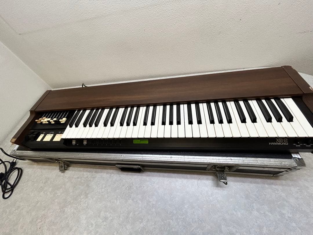 本日まで ジャンクHAMMOND XB-2 電子オルガン 61鍵 ハードケース