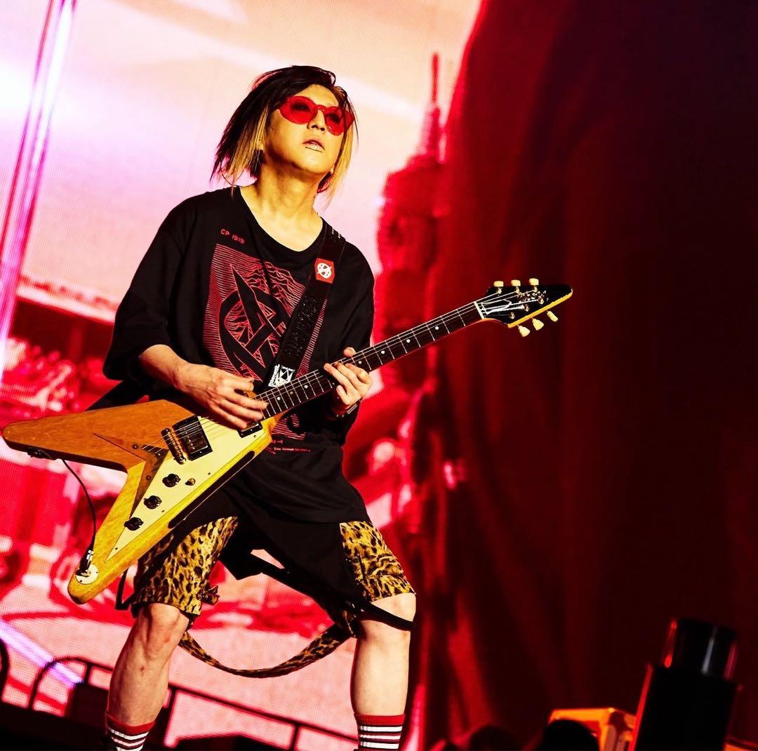 特典付】GLAY HISASHI ALLROUND コラボ Tシャツ - メルカリ