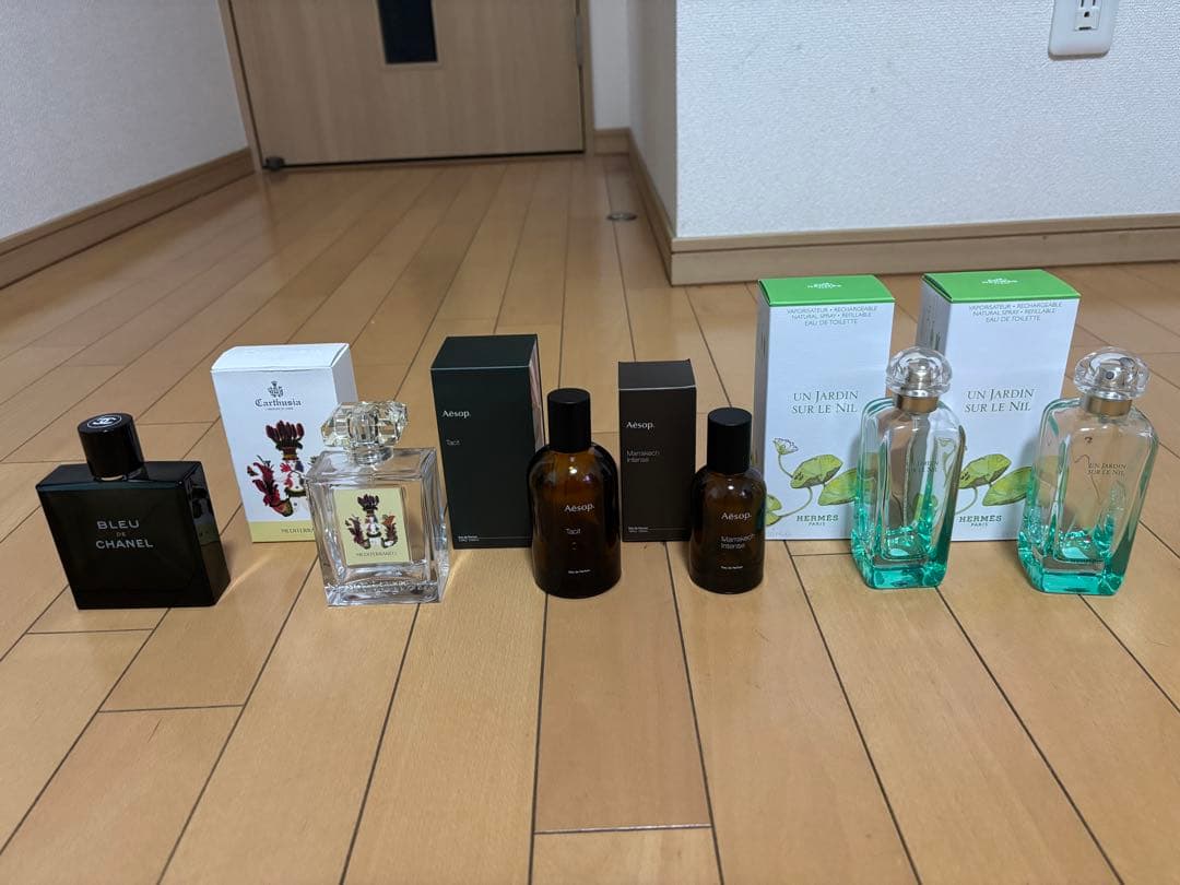 空き瓶】人気香水 ガラスボトル まとめ売り（中身なし） - メルカリ