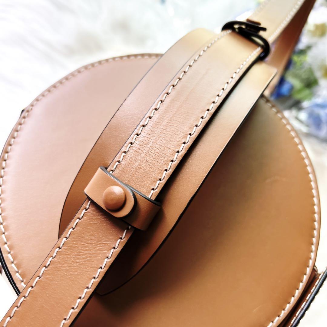 美品 サルバトーレフェラガモ かご バケツ バッグ ショルダー