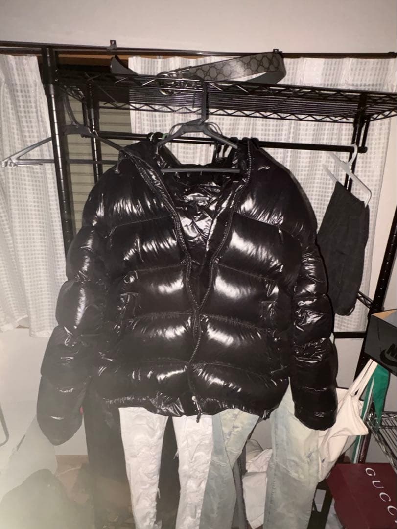Zara 光沢ダウン テカテカダウン Mブラック 美品 moncler - メルカリ