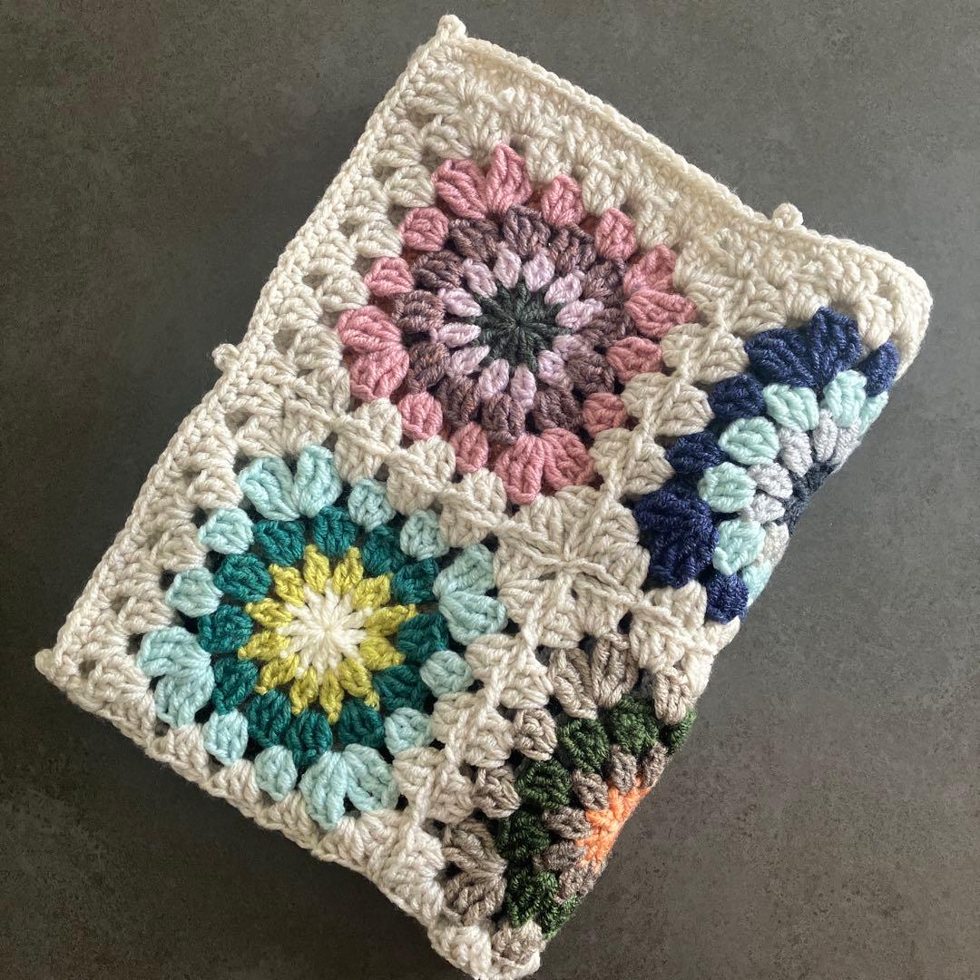 モチーフ編み マルチカバー マット 毛糸 ハンドメイド ブランケット