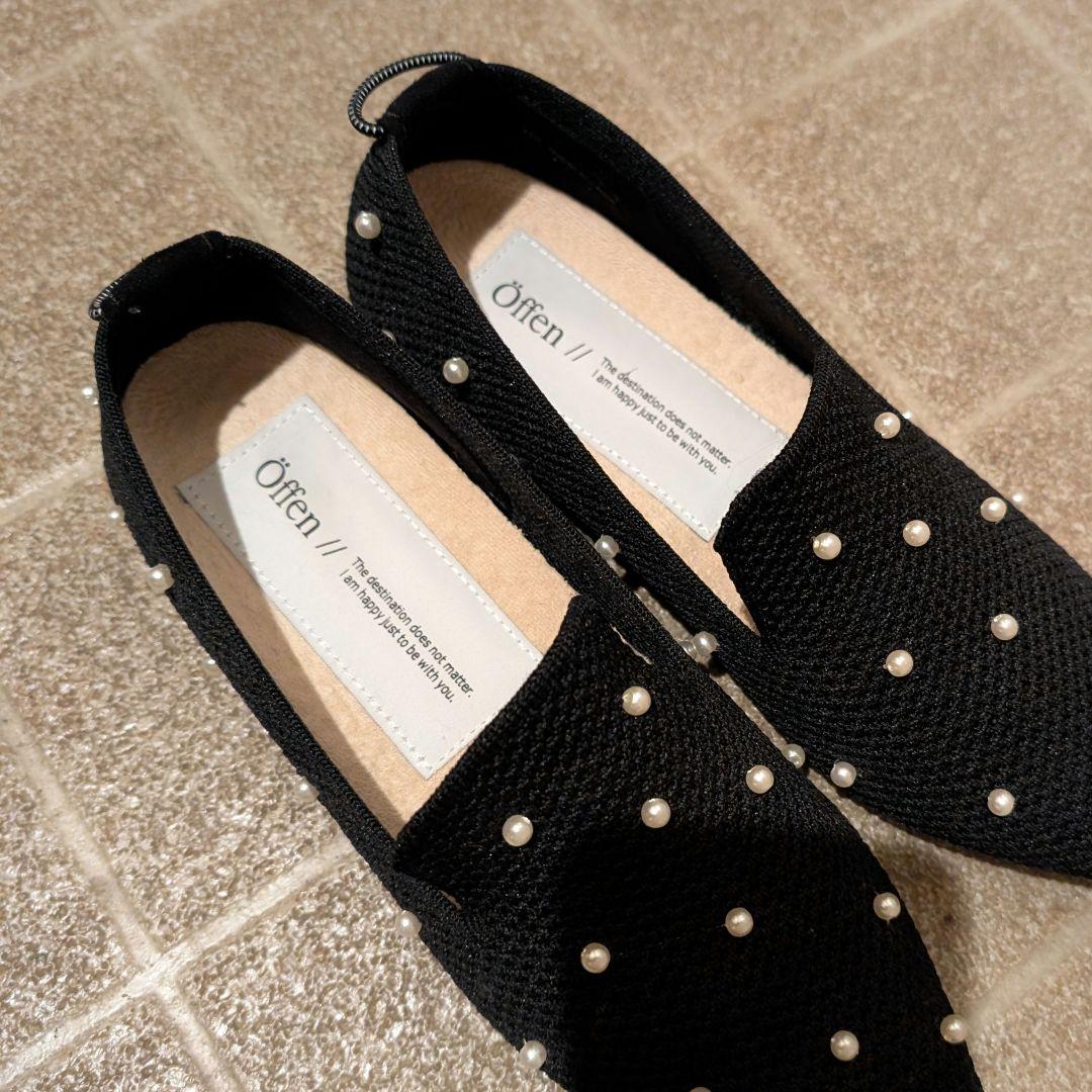 Offen 40 ブラック パール付き フラットシューズ - メルカリ