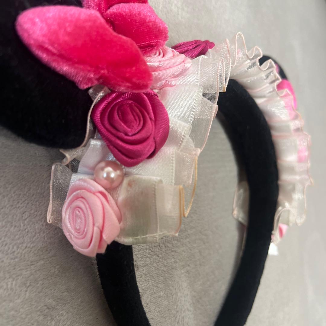 ディズニー ミニーカチューシャ 薔薇 ピンク - メルカリ