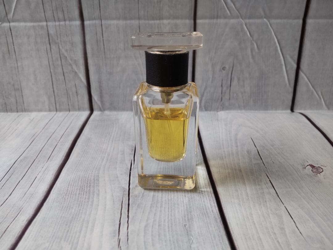 マークジェイコブス パルファン 7.5mlの2/3 パーフェクト マークジェイコブス オードパルファム 50ml - 【公式】Fa