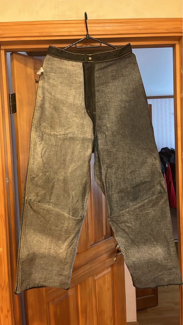 ダークグレー ストレートデニムパンツ デニムパンツ ストレート ロング丈 ジーパン カジュアル ブラック