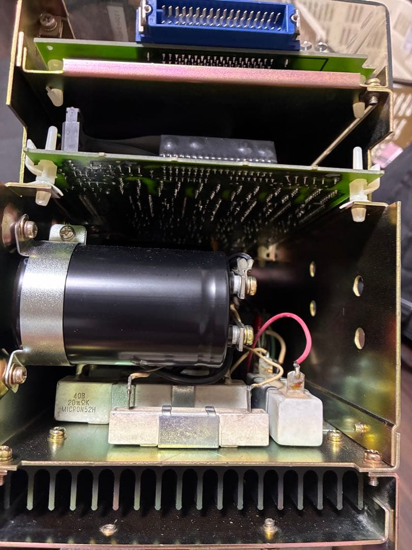 未使用・箱ありYASKAWA サーボパック CACR-SR20BA（動作未確認）