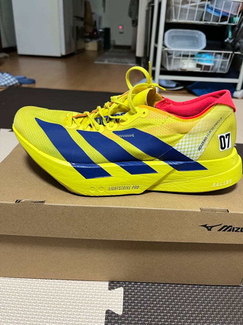 n*3　adidas アディゼロプロ4 26.0cm