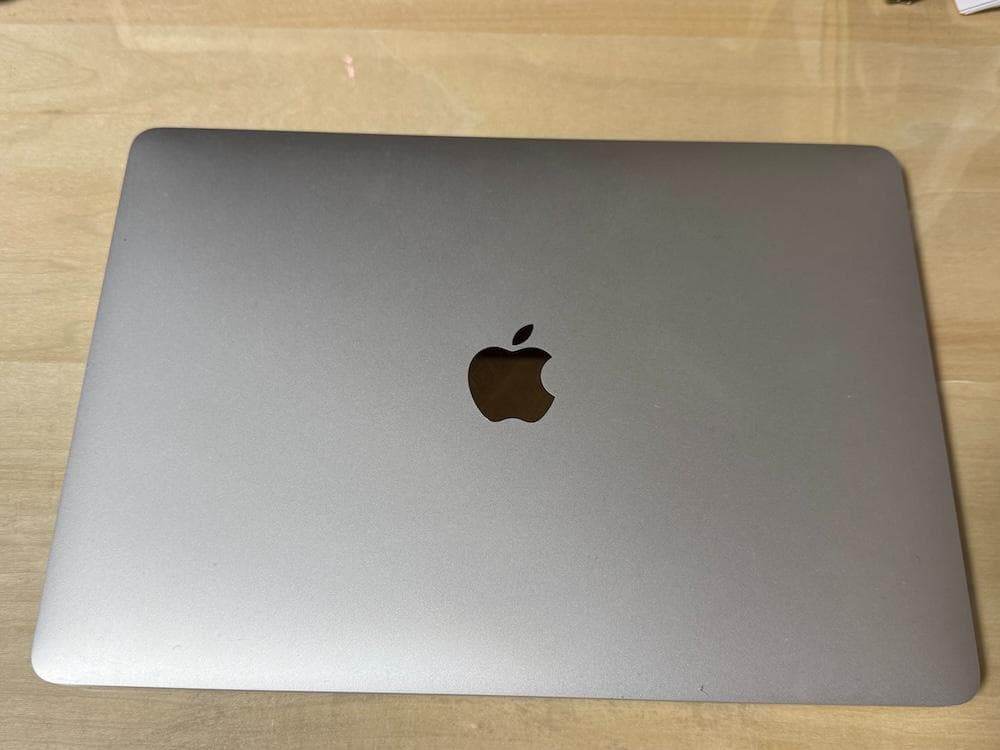 MacBook Pro M1チップ 13インチ シルバー 512GB SSD 13.3インチMacBook Pro [整備済製品] 8コアCPUと8コアGPUを搭載した