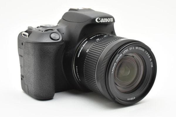 【美品】 Canon EOS Kiss X9 レンズキット 《S数913回》