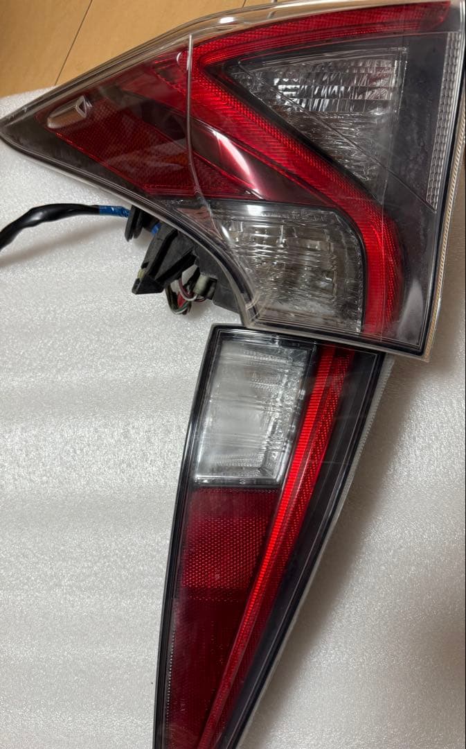 50プリウス前期 テールランプ フルセット 純正 - メルカリ