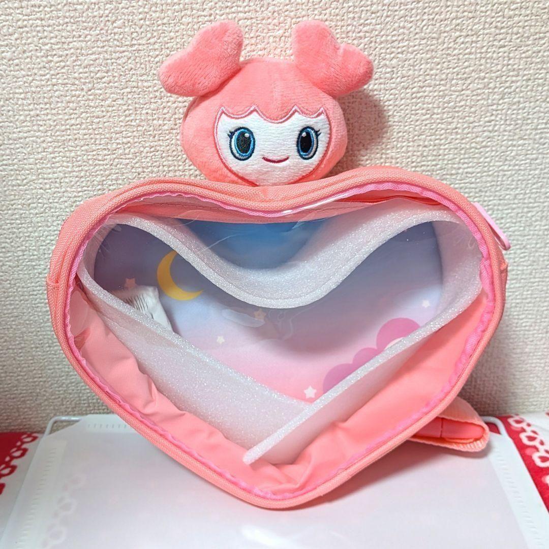 GiGO限定 TWICE LOVELYS ぴょこきゅん ボディバッグ モモ - メルカリ