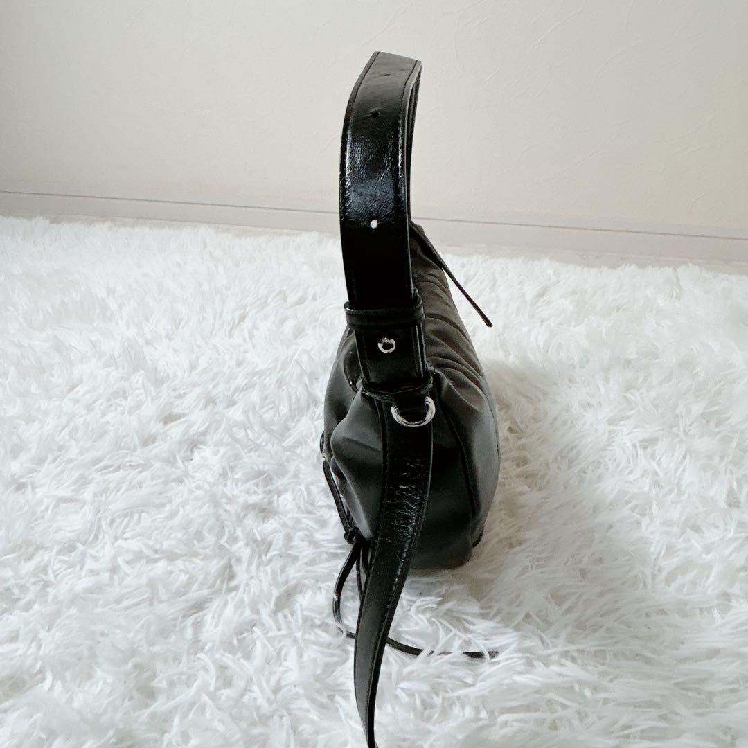 matin kim リボン バッグ ワンショルダー ハーフムーン black - メルカリ