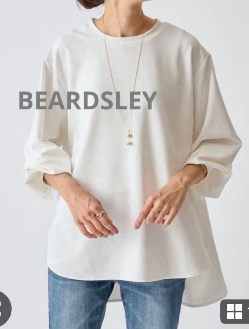 新品タグ付 ビアズリー Tブラウス ホワイト フリーサイズ - メルカリ