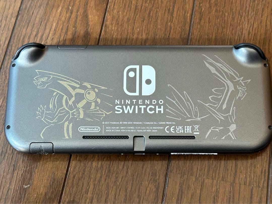 【中古】★Switchライト本体　ポケモンバージョン★ Amazon.co.jp: 【整備済み品】 任天堂 Nintendo Switch Lite 本体
