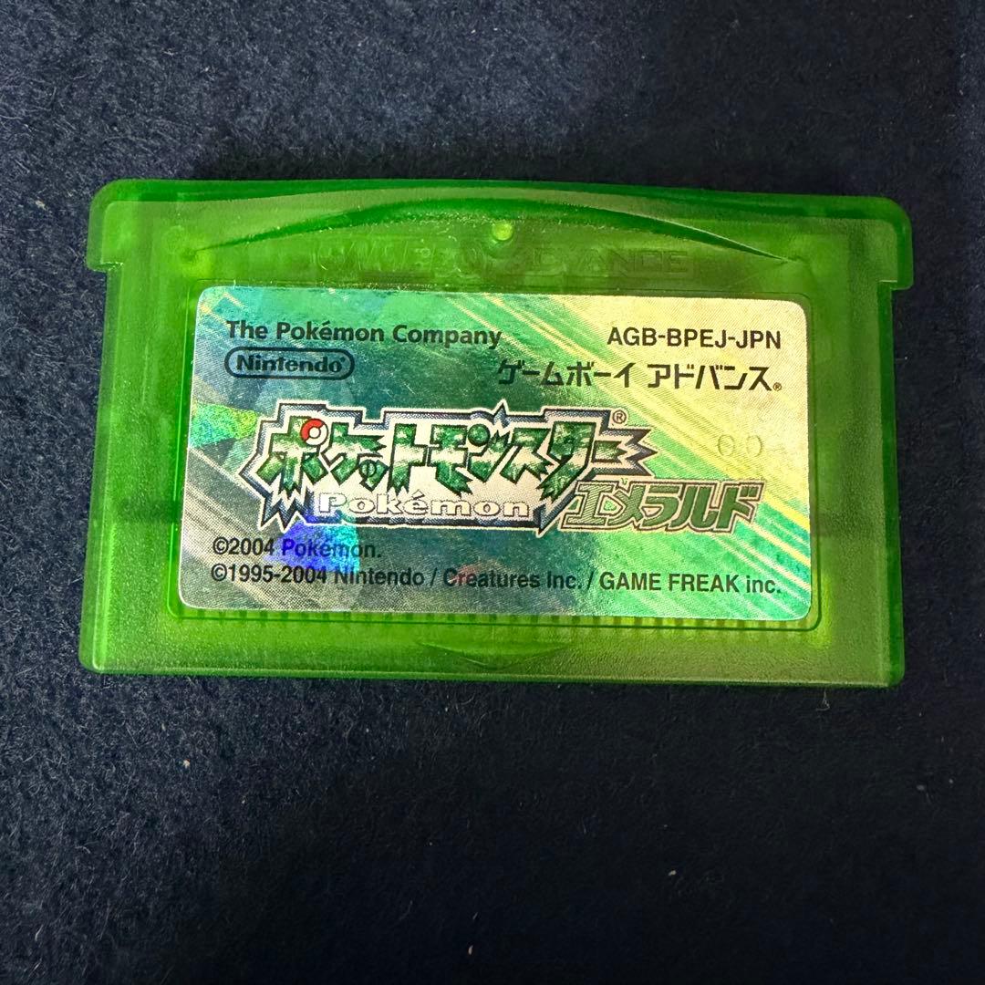 ゲームボーイ アドバンス ポケットモンスター エメラルド ポケモン