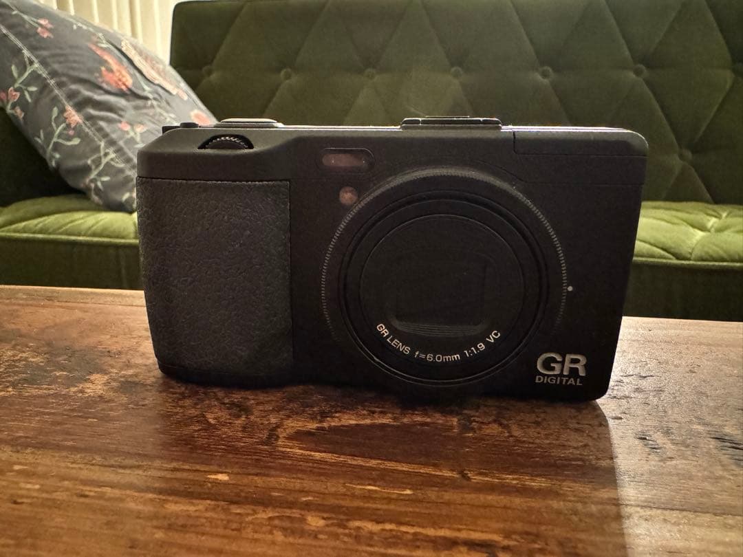 RICOH(リコー)/GR DIGITAL Ⅳ リコー GR DIGITAL IV 価格比較 - 価格.com