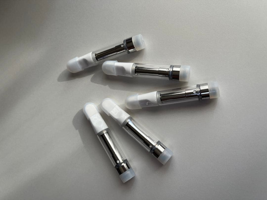 0.8ml×100本   白   CBD   アトマイザー