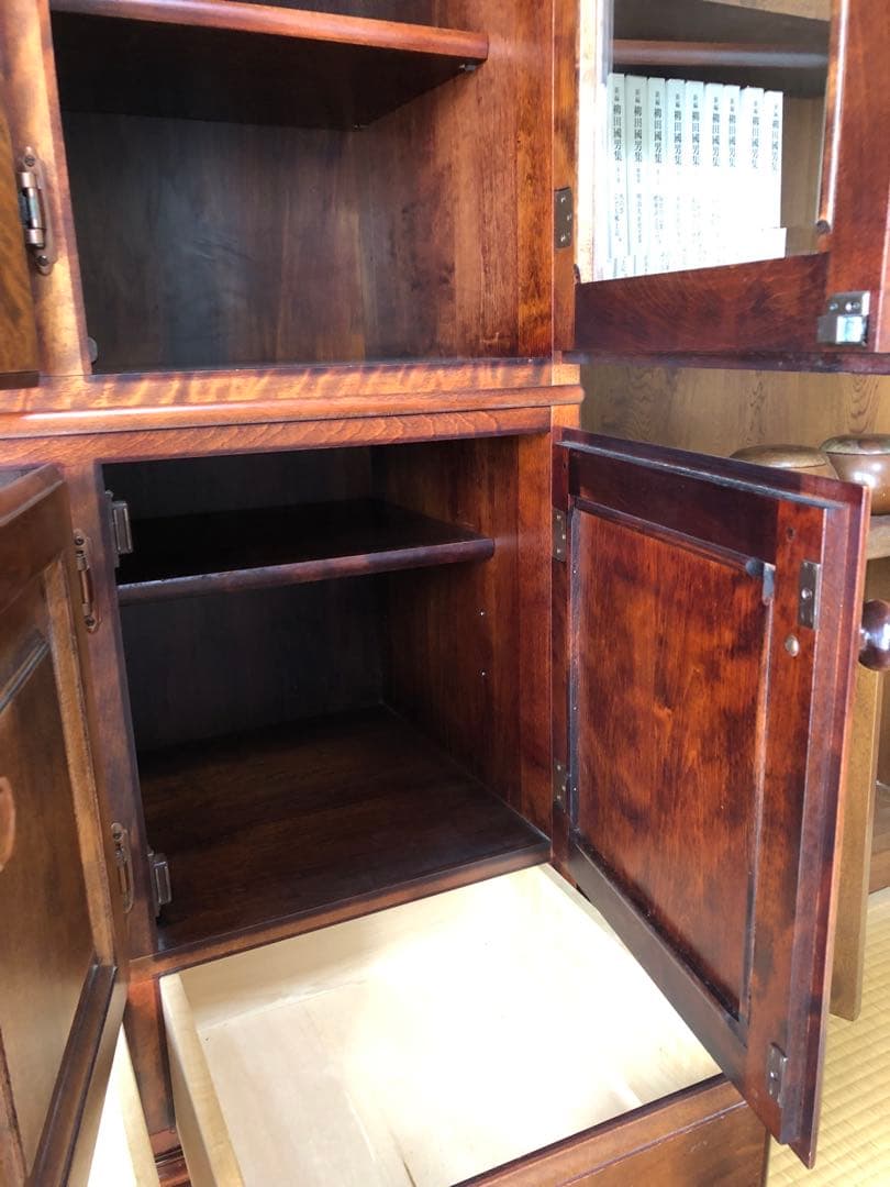 渡邊様限定取引　他の方は申し込み不可高級感あふれるアンティーク風本棚【送料込み】