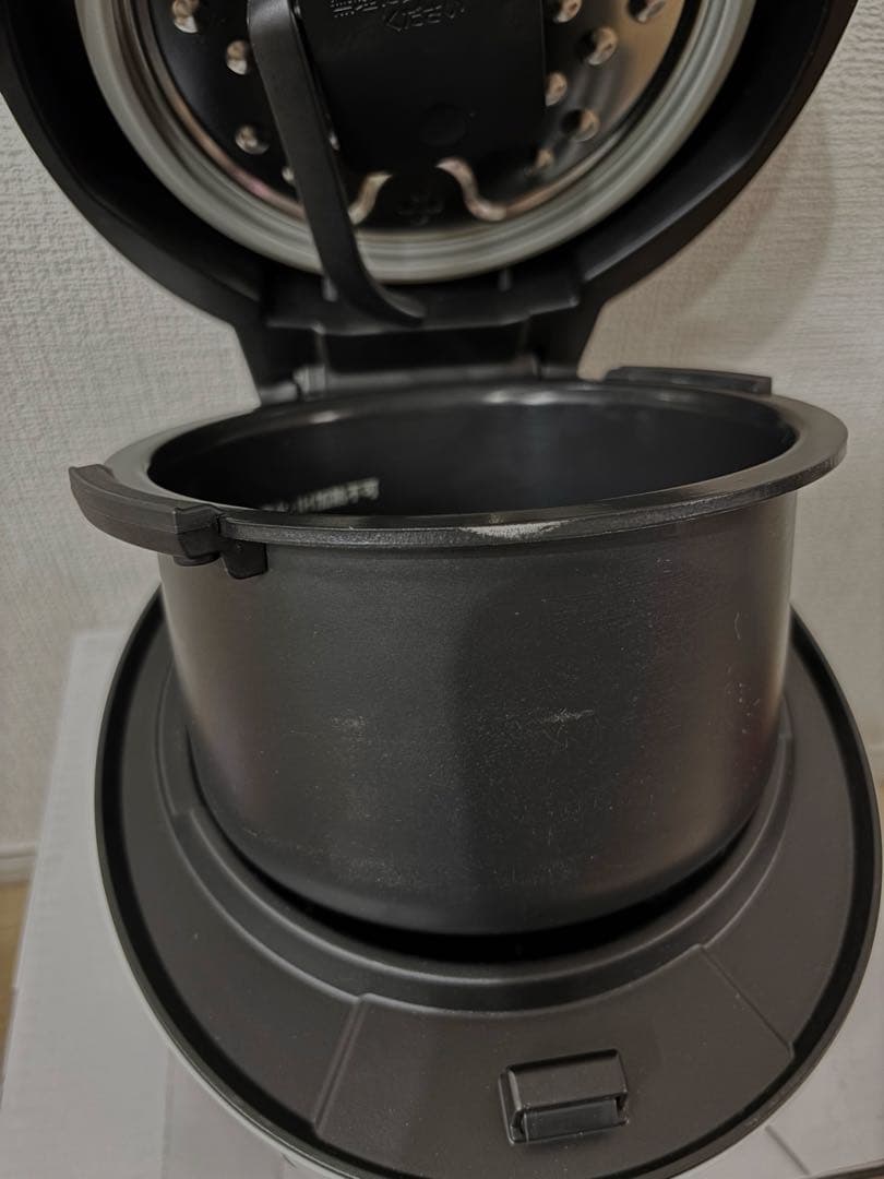 美品 SHARP KN-HW10G-W 電気圧力鍋 HEALSIO 1.0ℓ