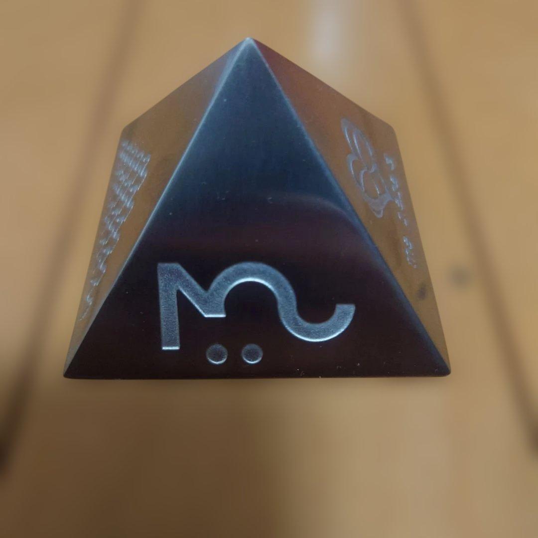 p.e.bal　 パワーピラミッド　電磁波対策　半径18m 定価44,800円