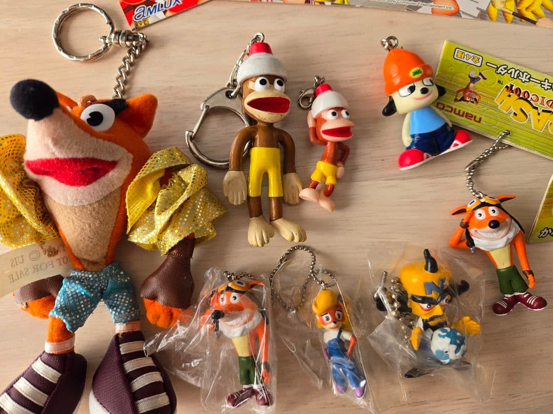 クラッシュ・バンディクー フィギュアセット - メルカリ