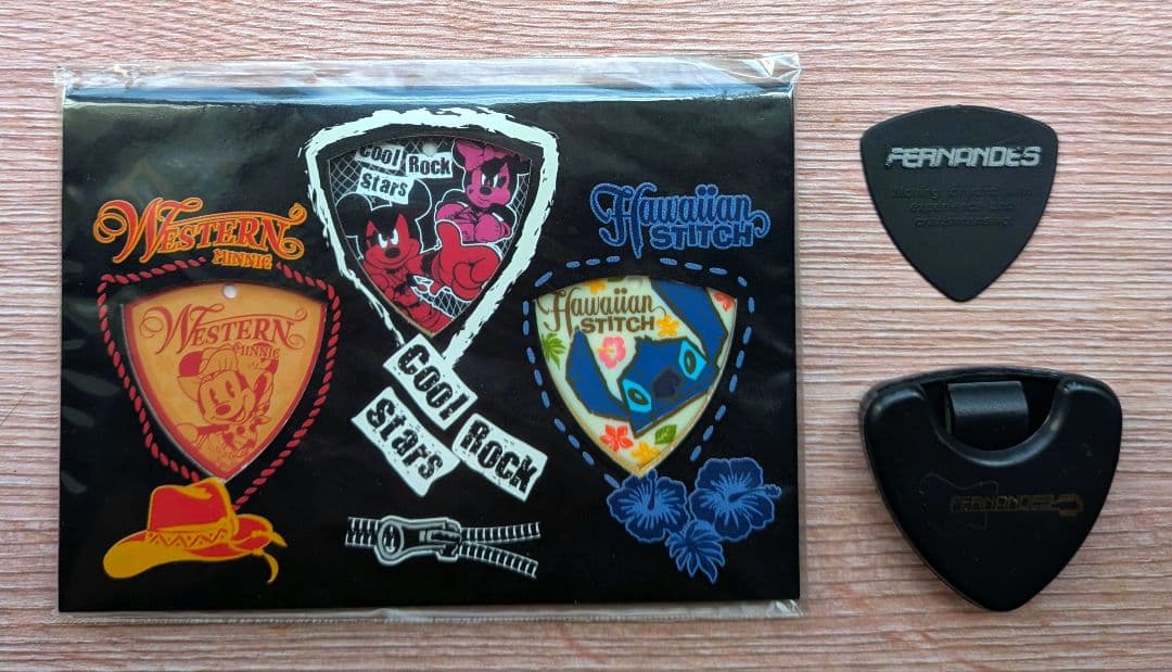 美品・限定品】ミッキー フェルナンデス ギター☆ディズニーストア限定