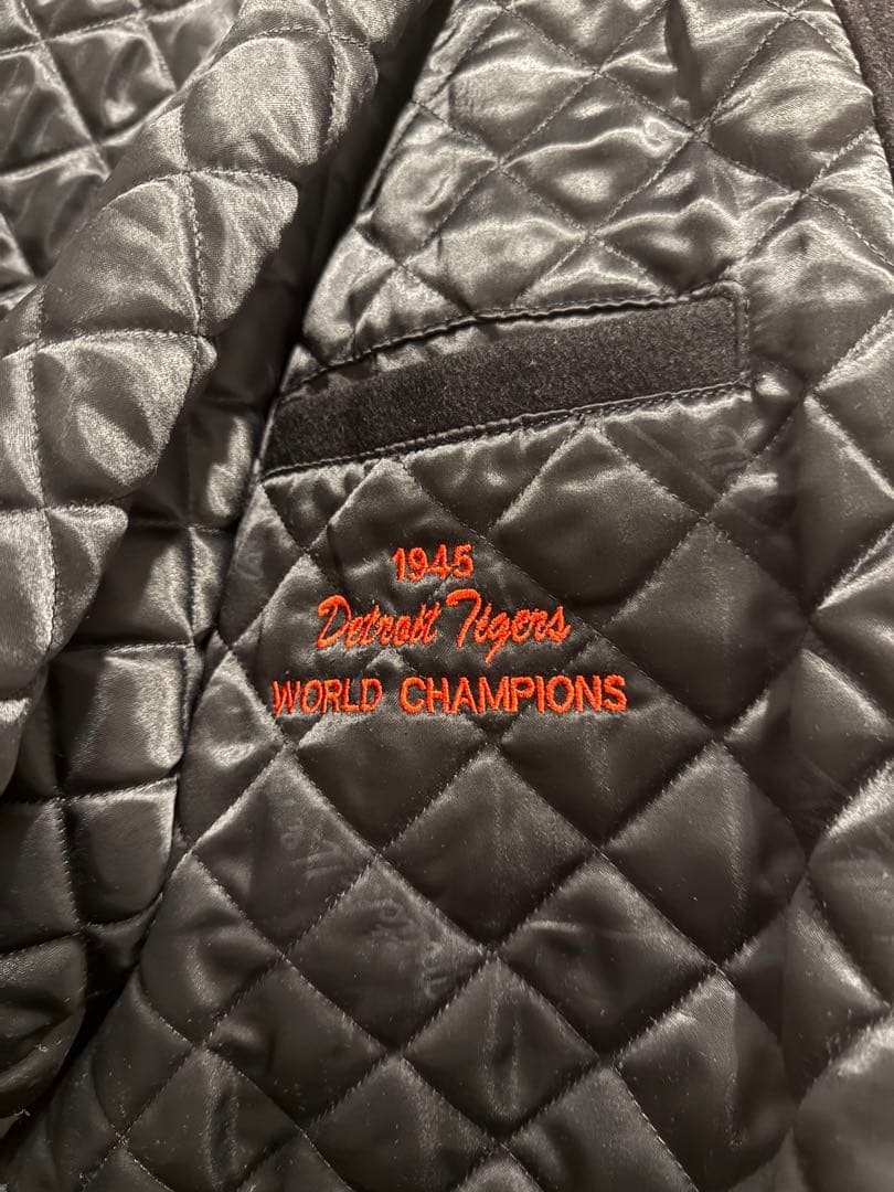 ☆Mitchell & Ness☆デトロイトタイガース☆袖革スタジャン