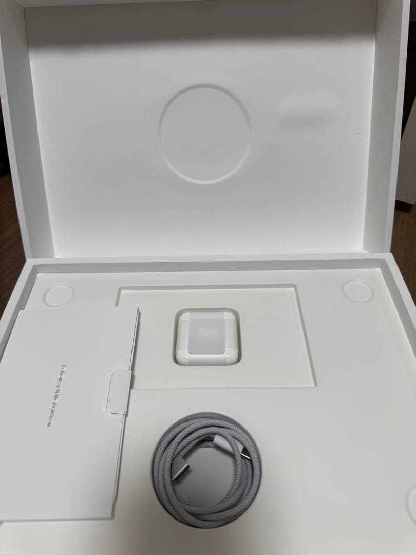 《ほぼ新品✨》MacBook AirM3 16GB/512GB スペースグレー