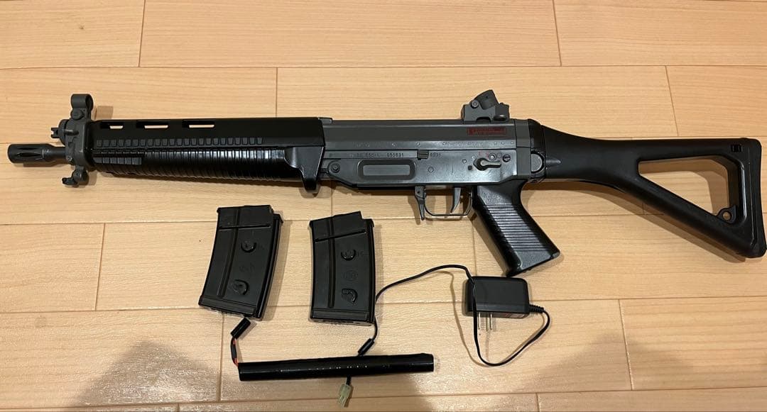 東京マルイ　電動ガン SIG 551 バースト　マガジン2個 充電器付き 楽天市場】sig551の通販