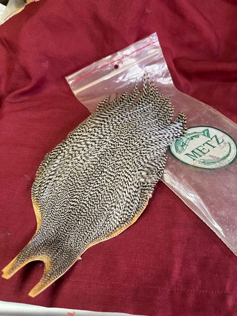 METZ グリズリー ハックルケープ 未使用。 ミッジから、ドライ