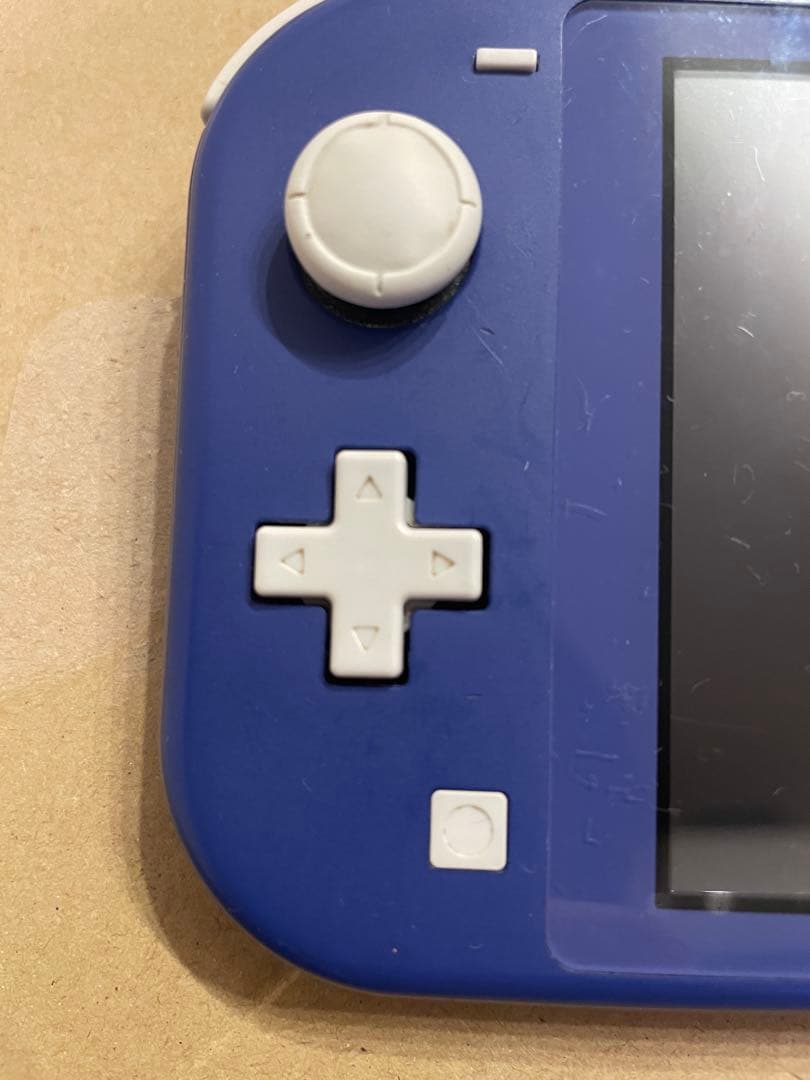 Nintendo Switchライト】動作確認・本体初期化済/ソフト7本 - メルカリ