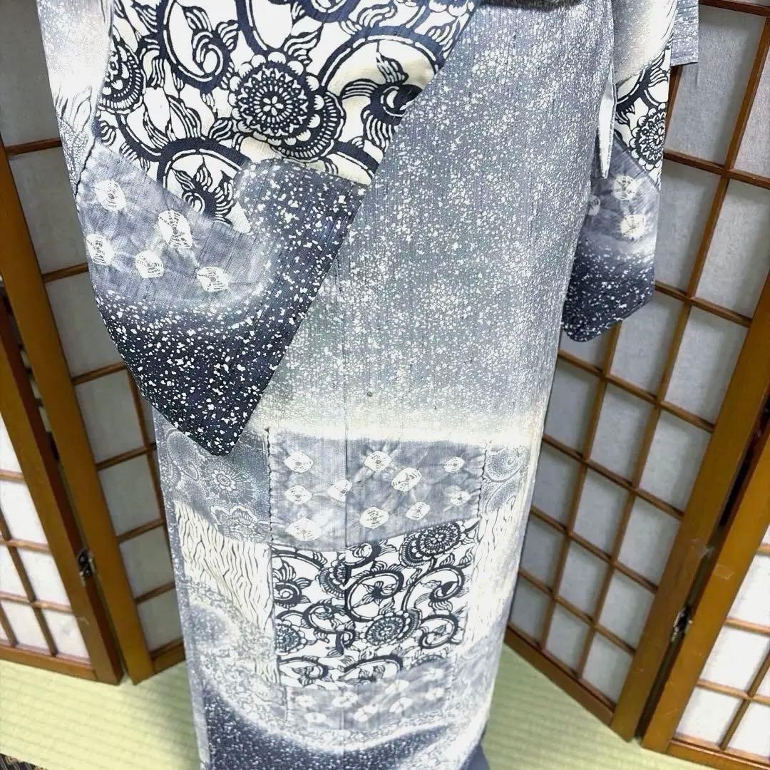 専用ページ　正絹　紬　付け下げ《流れ　花唐草》