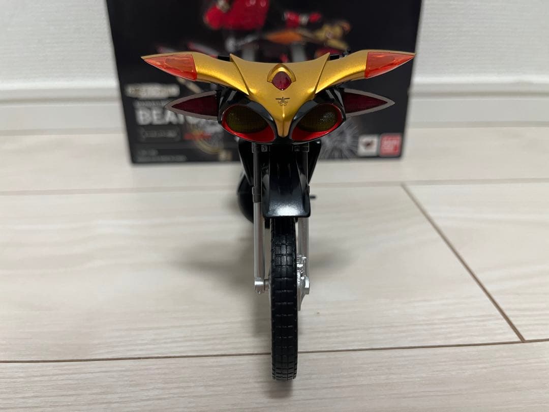 【TAKE】【開封済】S.H.Figuarts ビートチェイサー2000