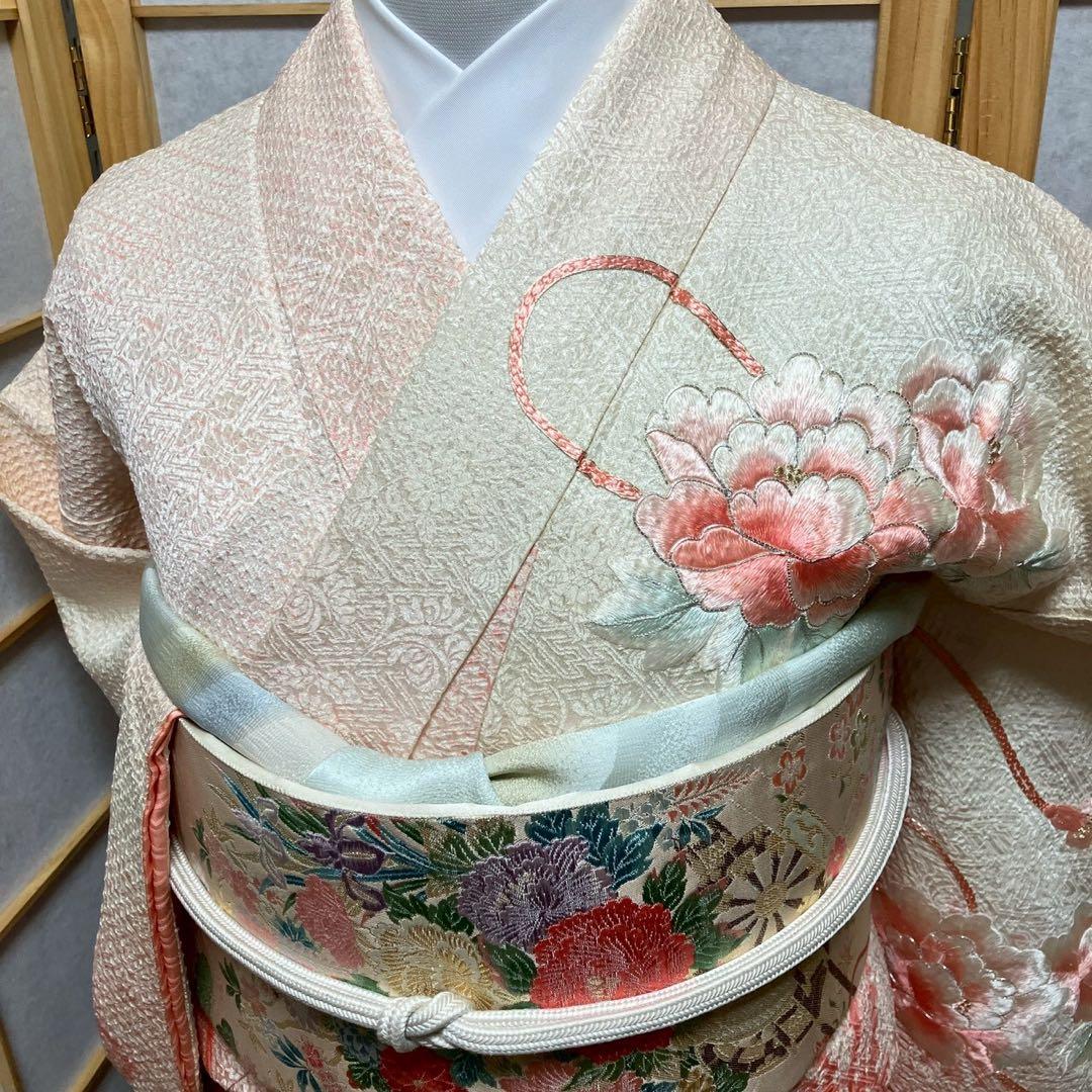 7534］訪問着 美品 御所車花文様 総絞り 金銀糸 駒刺繍 正絹 着物 袷