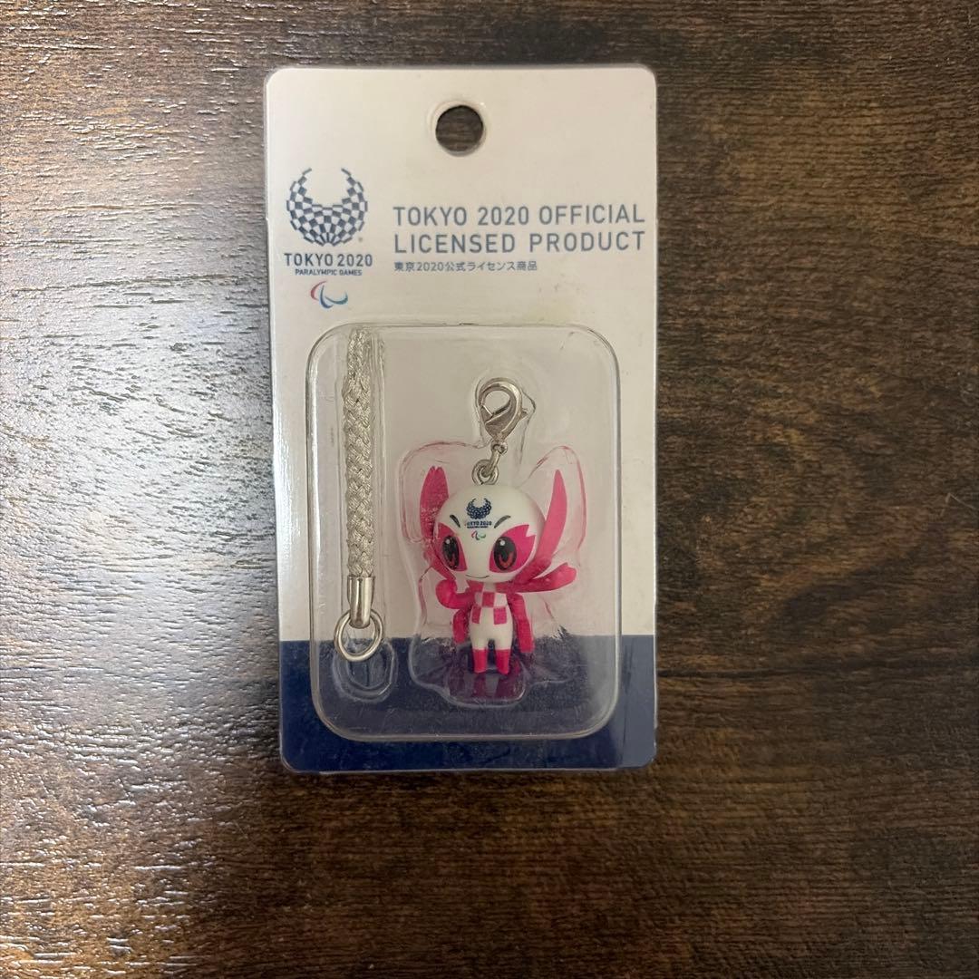 入手困難】非売品 限定東京2020オリンピック ストラップ - メルカリ