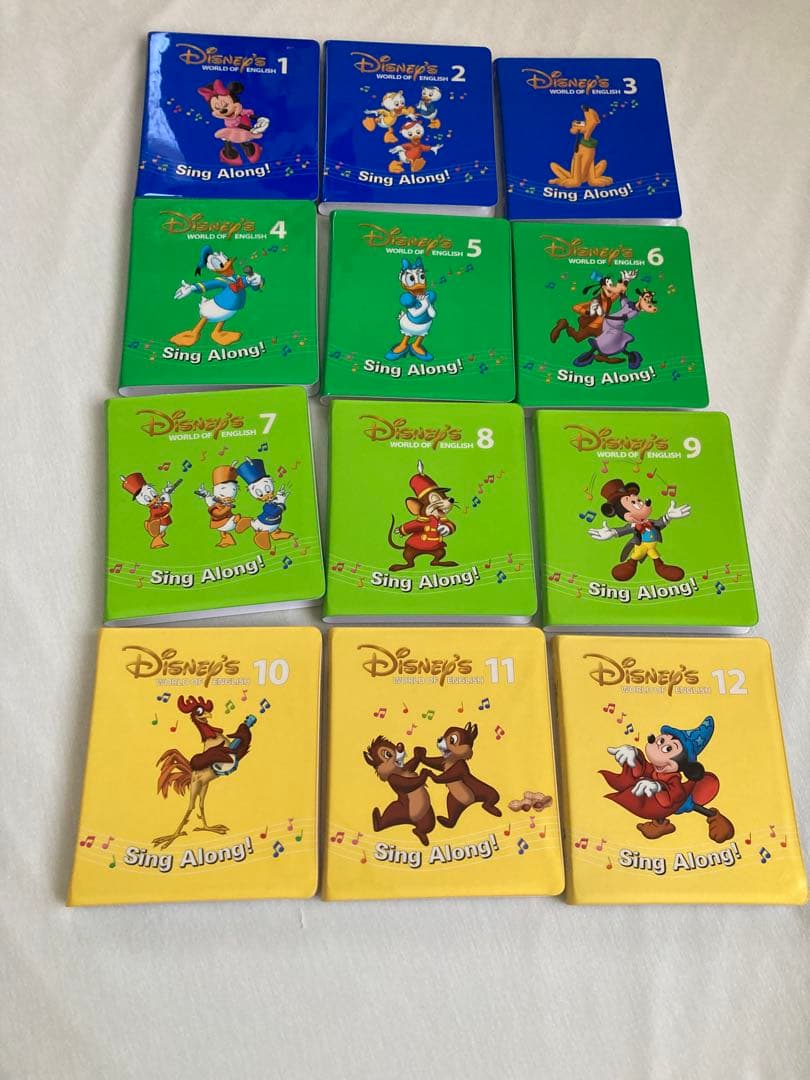 ディズニー　英語　シングアロング　dvd 12枚　旧子役　dwe Disney - DWE シングアロングDVDのみ【旧子役・字幕あり】 4枚