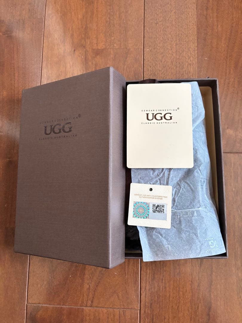 juju様専用 UGG SHEEPSKIN FINGERLESS GROUVE - メルカリ