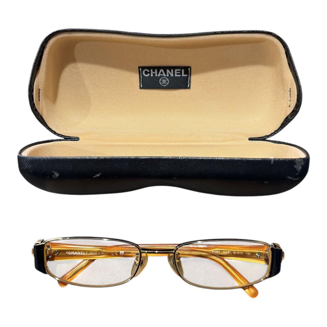 CHANEL ゴールド ブラック フレームメガネ ケース付き - メルカリ